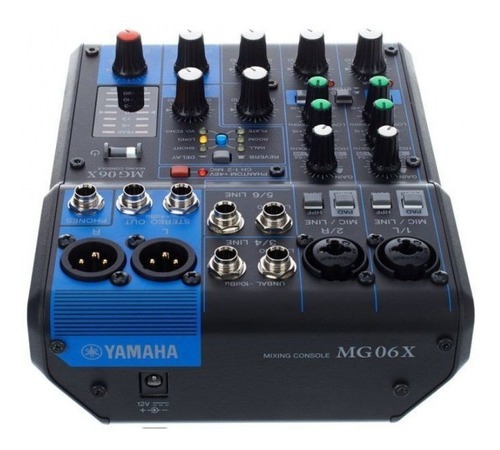 consola yamaha MG06X